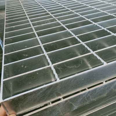 镀锌钢格栅盖板的承重和特点有哪些？